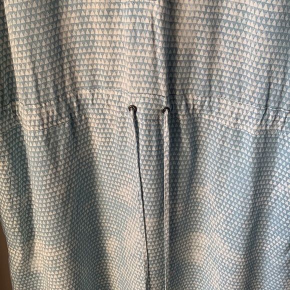 LOU & GREY Triangle Tie Dye Print Tab Sleeve Drawstring Waist Mini Shirt Dress - Picture 6 of 9